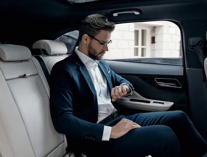 car-rental-with-a-driver-in-almaty-07