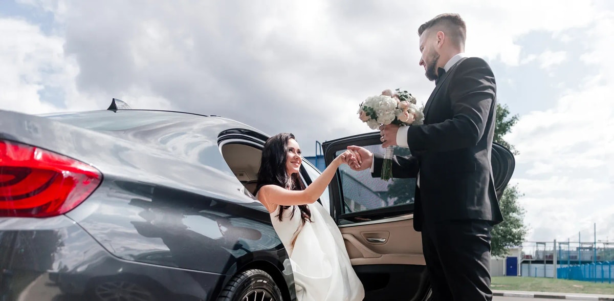 Wedding car rental in Almaty — style and status for your celebration with Syndicate Auto